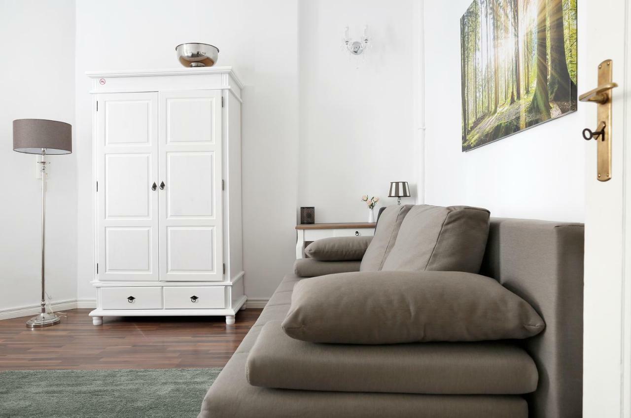 Droy By Rockchair Apartments L Superhost Status L 2 Bedroom Boxspringbeds Next To Center "Kurfuerstendamm" - Cozy Family & Business Flair Welcomes You! Берлин Екстериор снимка